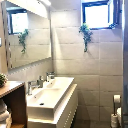 Apartment Nika *